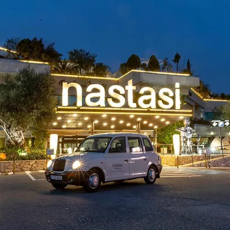 Nastasi & 4* Λιέιδα