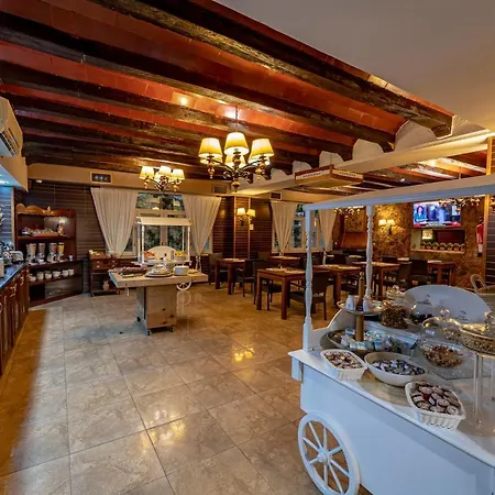 Nastasi & Hotel